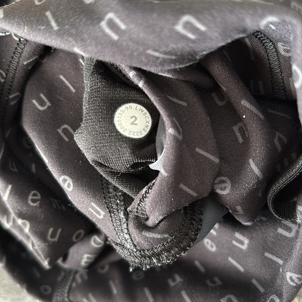 Lululemon Wunder train leggings - Picture 5 of 5